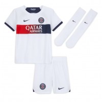 Dětský Fotbalový dres Paris Saint-Germain Kylian Mbappe #7 2023-24 Venkovní Krátký Rukáv (+ trenýrky)